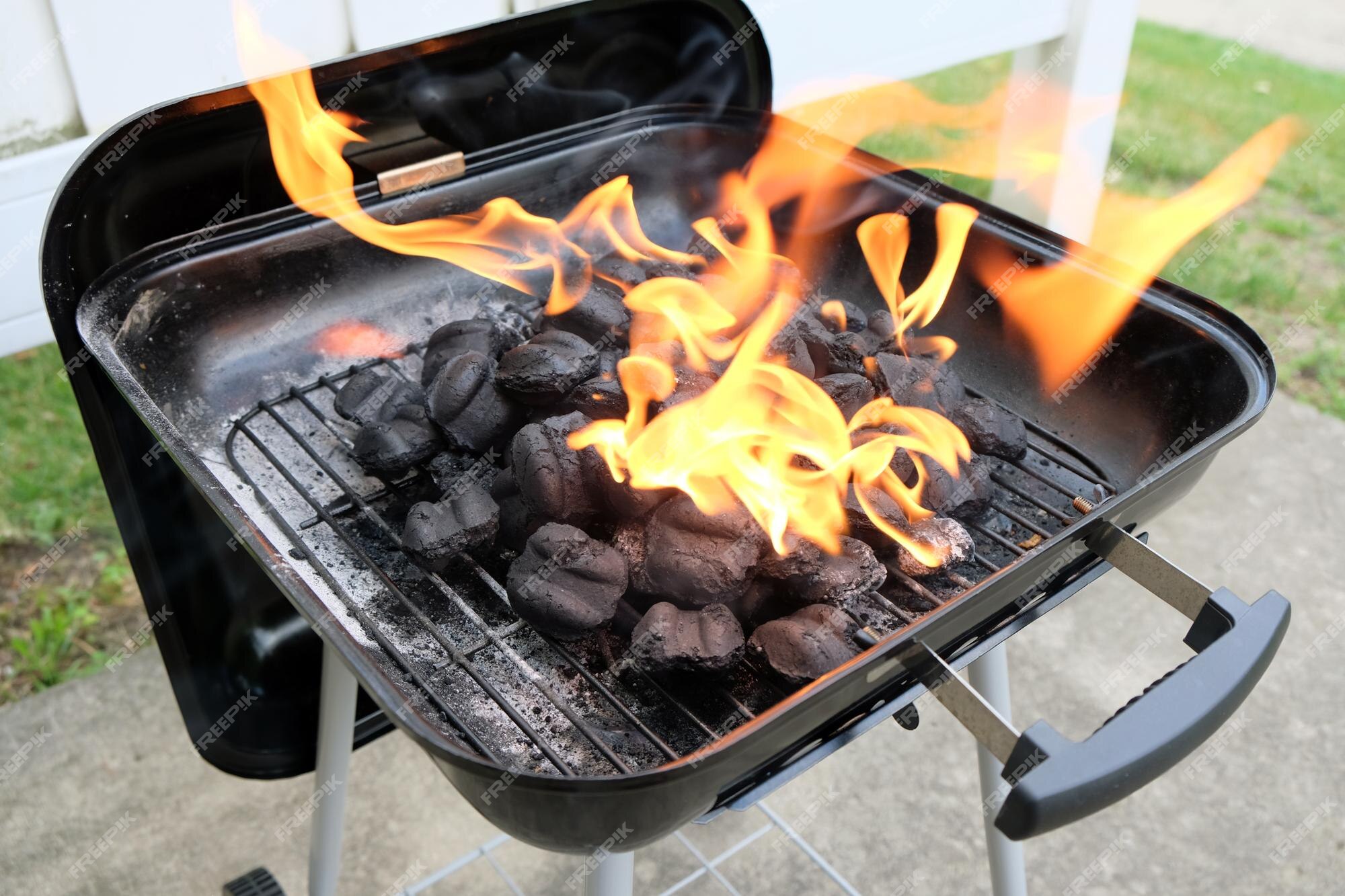 Charcoal Briquette BBQ Indonesian Coconut Export